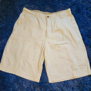 Columbia mens cream‎ colored shorts size 36 100% cotton